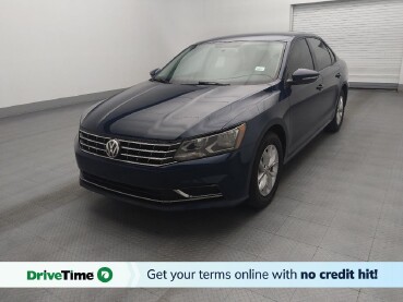 2018 Volkswagen Passat in Gainesville, FL 32609