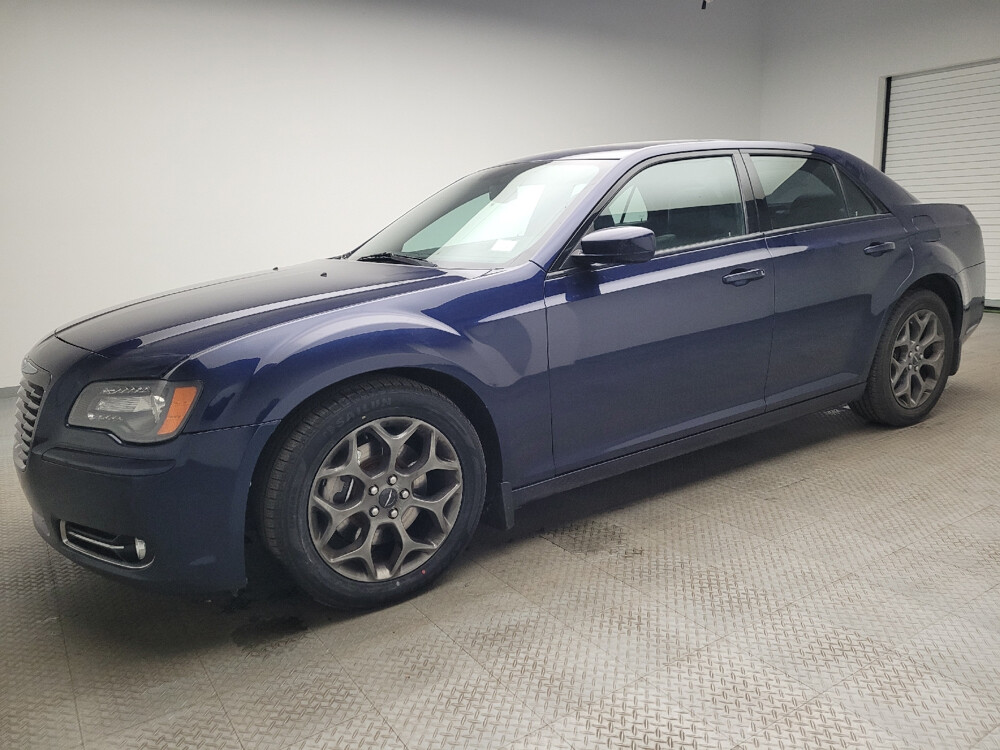 2014 Chrysler 300 in Grand Rapids, MI 49508 - 18032951 2