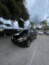 2017 Nissan Pathfinder in Longwood, FL 32750