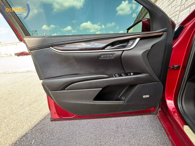 2013 Cadillac XTS in Decatur, GA 30032 - 18033190 42