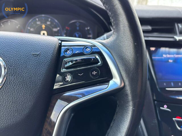 2013 Cadillac XTS in Decatur, GA 30032 - 18033190 24