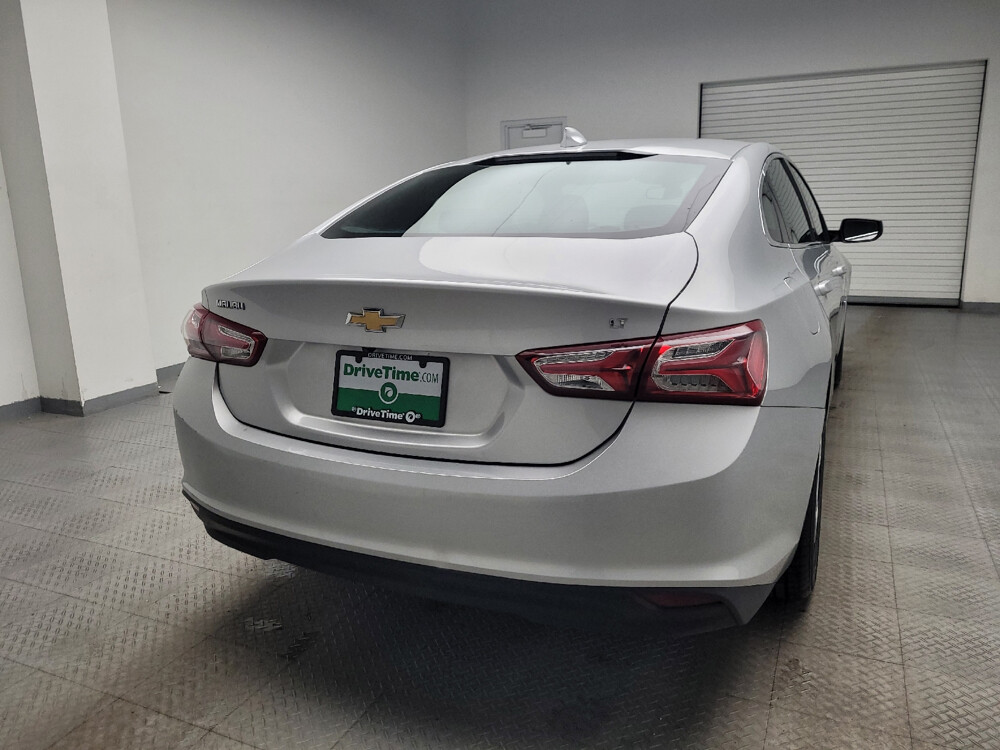 2020 Chevrolet Malibu in Topeka, KS 66611 - 18033348 7