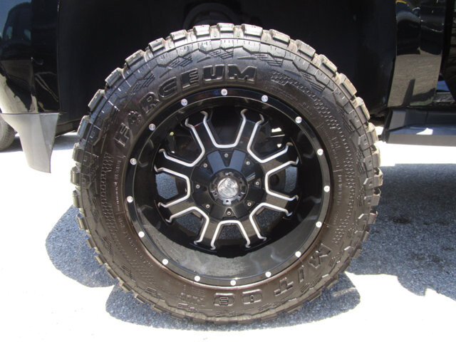 2018 Chevrolet Tahoe in Tampa, FL 33604-6914 - 18033578 26