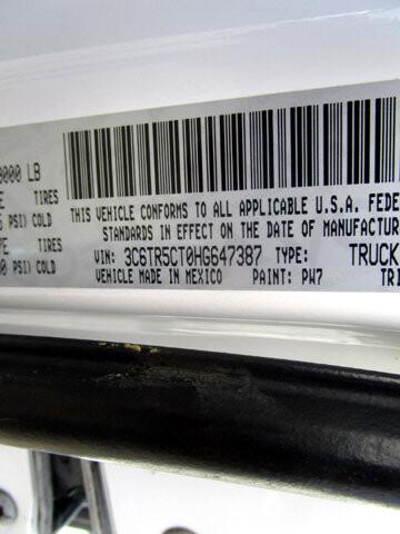 2017 RAM 2500 in Tampa, FL 33604-6914 - 18033579 28