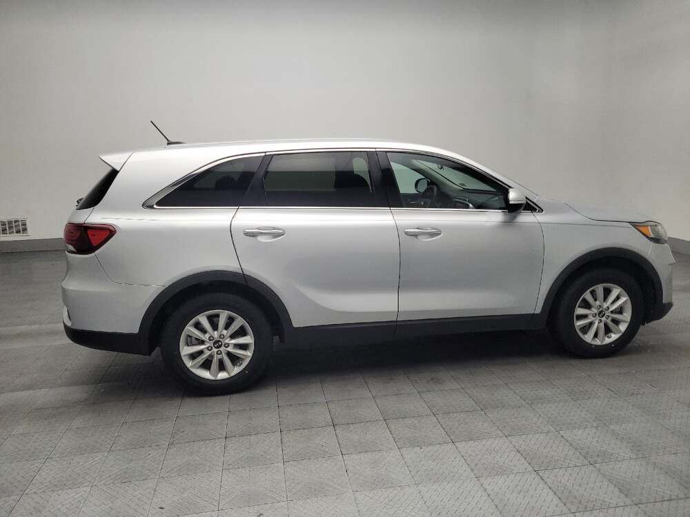 2019 Kia Sorento in Albany, GA 31705 - 18034056 10