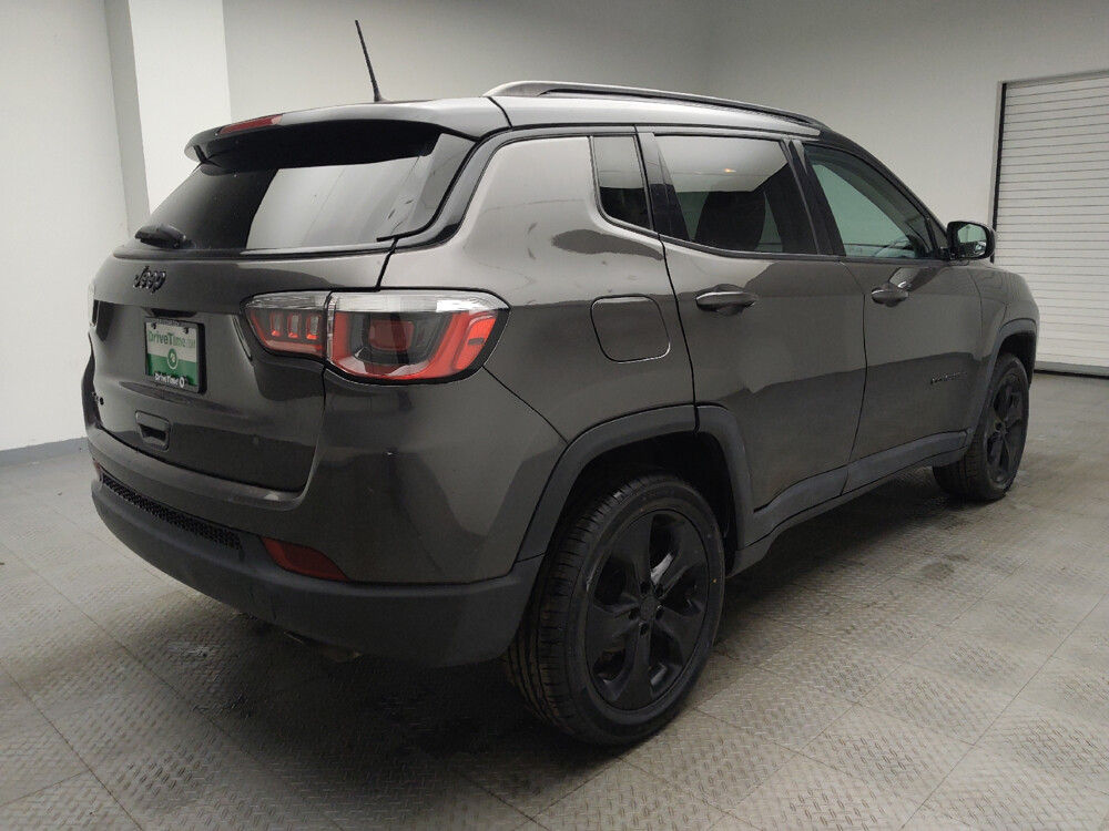 2019 Jeep Compass in Taylor, MI 48180 - 18034197 9
