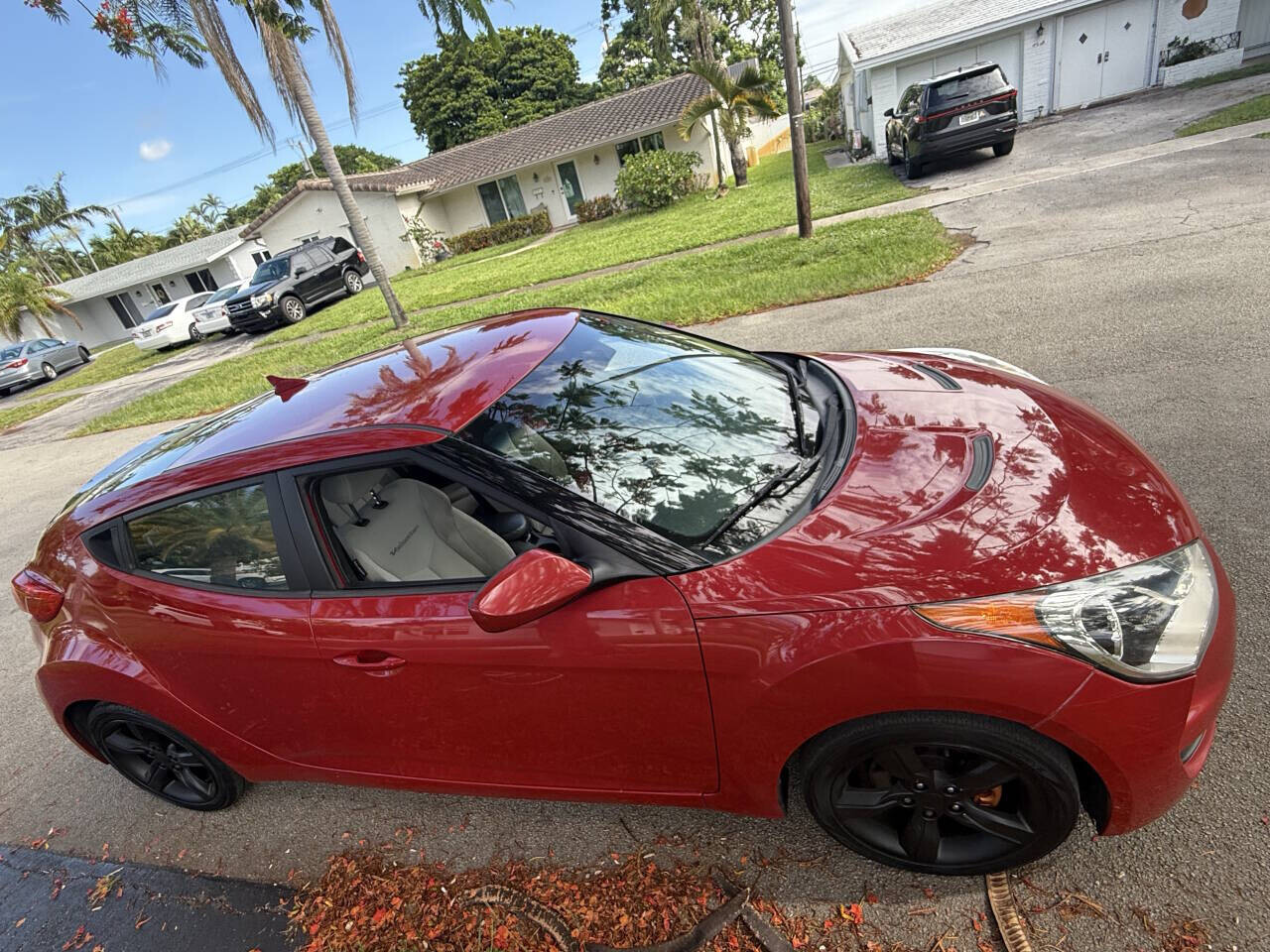 2013 Hyundai Veloster in Hollywood, FL 33023-1906 - 18034368 11