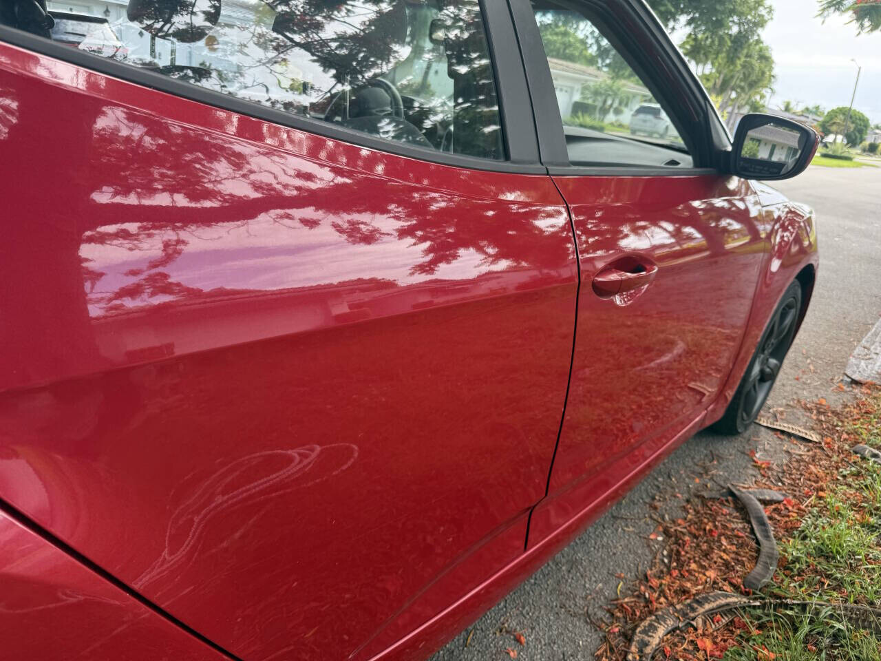 2013 Hyundai Veloster in Hollywood, FL 33023-1906 - 18034368 10