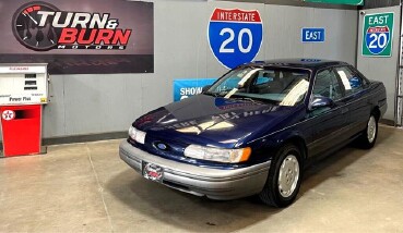1992 Ford Taurus in Conyers, GA 30094