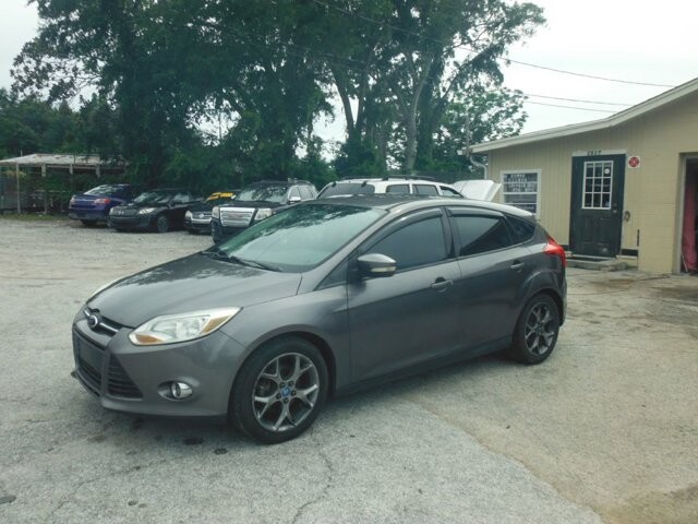 2013 Ford Focus in Holiday, FL 34690 - 18034392