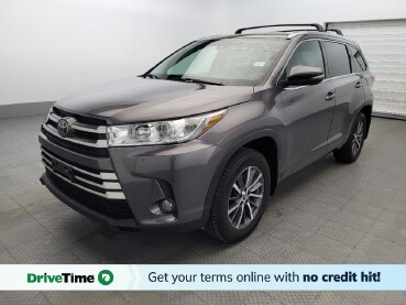 2017 Toyota Highlander in Pittsburgh, PA 15237