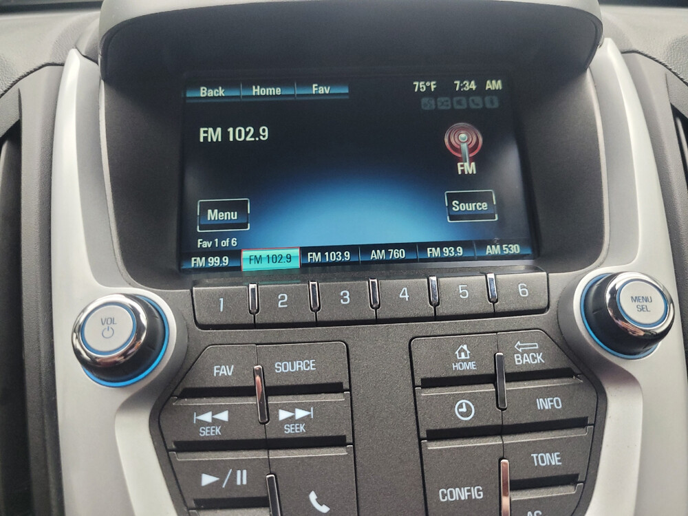 2016 Chevrolet Equinox in Highland, IN 46322 - 18034711 25