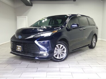 2022 Toyota Sienna in Cinnaminson, NJ 08077