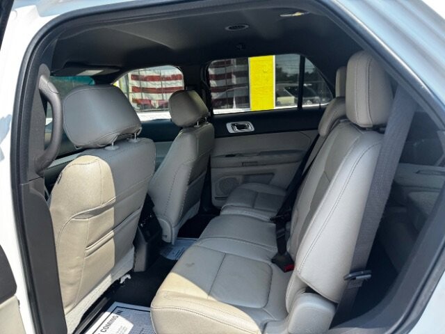 2018 Ford Explorer in Indianapolis, IN 46222-4002 - 18034771 6