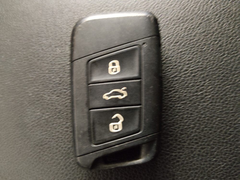 2021 Volkswagen Atlas in Columbus, GA 31909 - 18034857 32