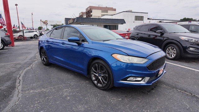 2018 Ford Fusion in Dallas, TX 75228 - 18035582 3