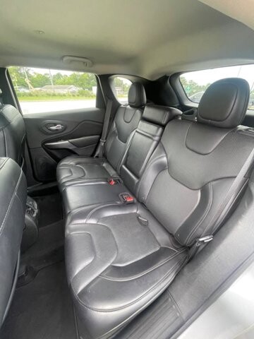 2019 Jeep Cherokee in Longwood, FL 32750 - 18035848 7