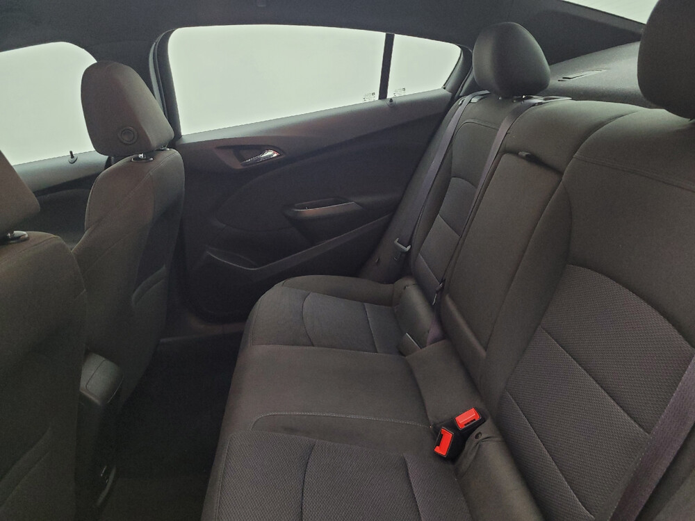 2017 Chevrolet Cruze in Columbus, OH 43228 - 18036038 18