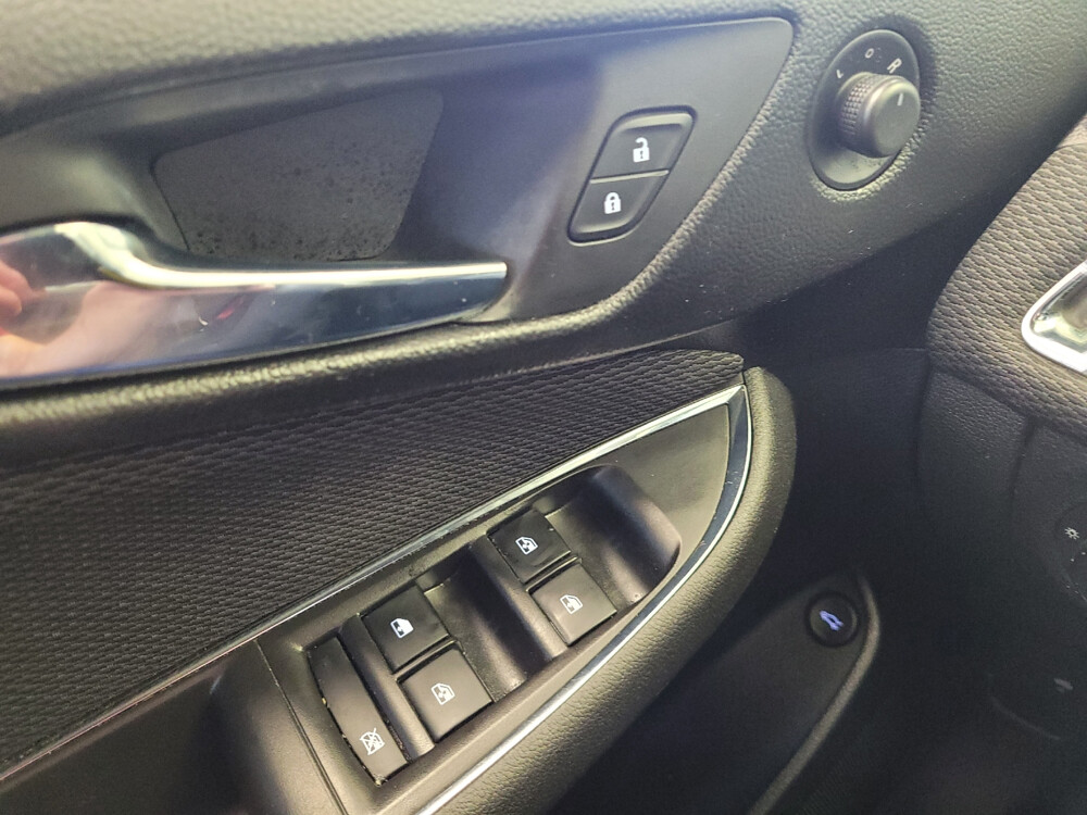 2017 Chevrolet Cruze in Columbus, OH 43228 - 18036038 27