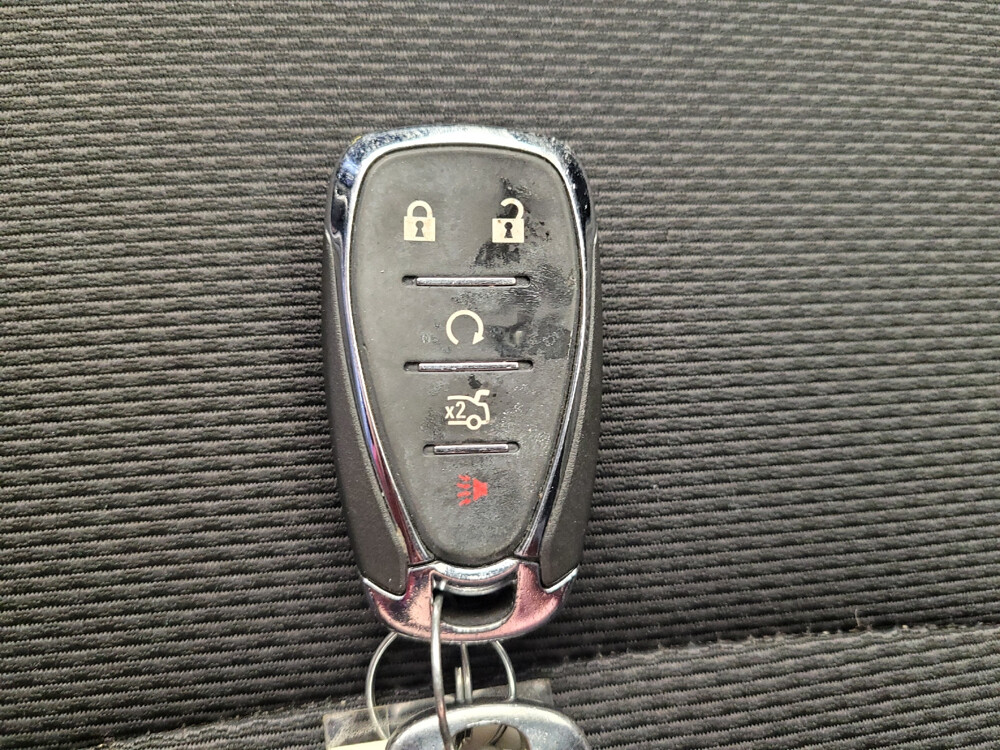 2017 Chevrolet Cruze in Columbus, OH 43228 - 18036038 32