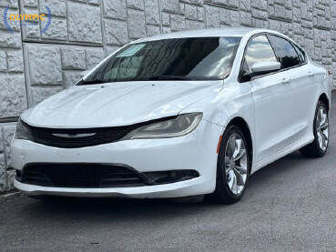 2015 Chrysler 200 in Decatur, GA 30032