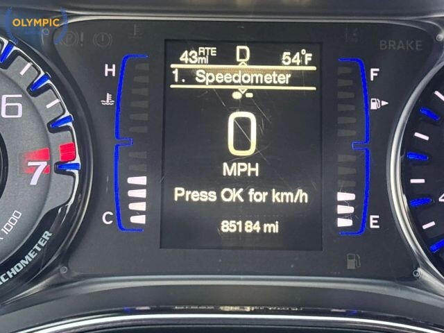 2015 Chrysler 200 in Decatur, GA 30032 - 18036508 27