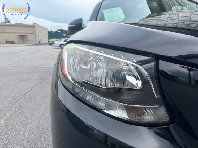 2017 Mercedes-Benz GLC 300 in Decatur, GA 30032 - 18036528 15