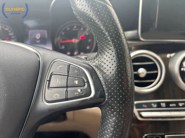 2017 Mercedes-Benz GLC 300 in Decatur, GA 30032 - 18036528 24