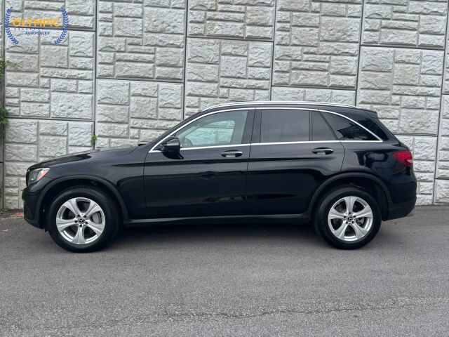 2017 Mercedes-Benz GLC 300 in Decatur, GA 30032 - 18036528 7