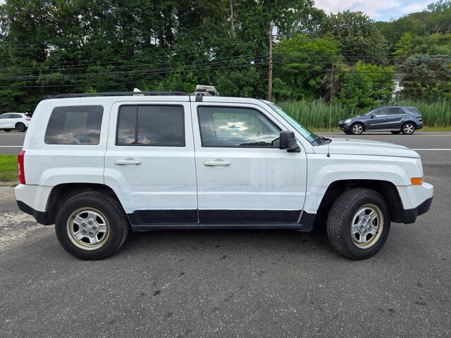 2016 Jeep Patriot in Blauvelt, NY 10913 - 18036537 8