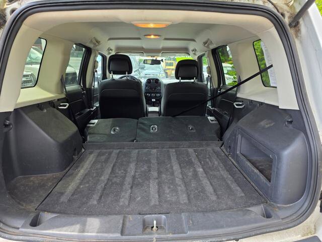 2016 Jeep Patriot in Blauvelt, NY 10913 - 18036537 40