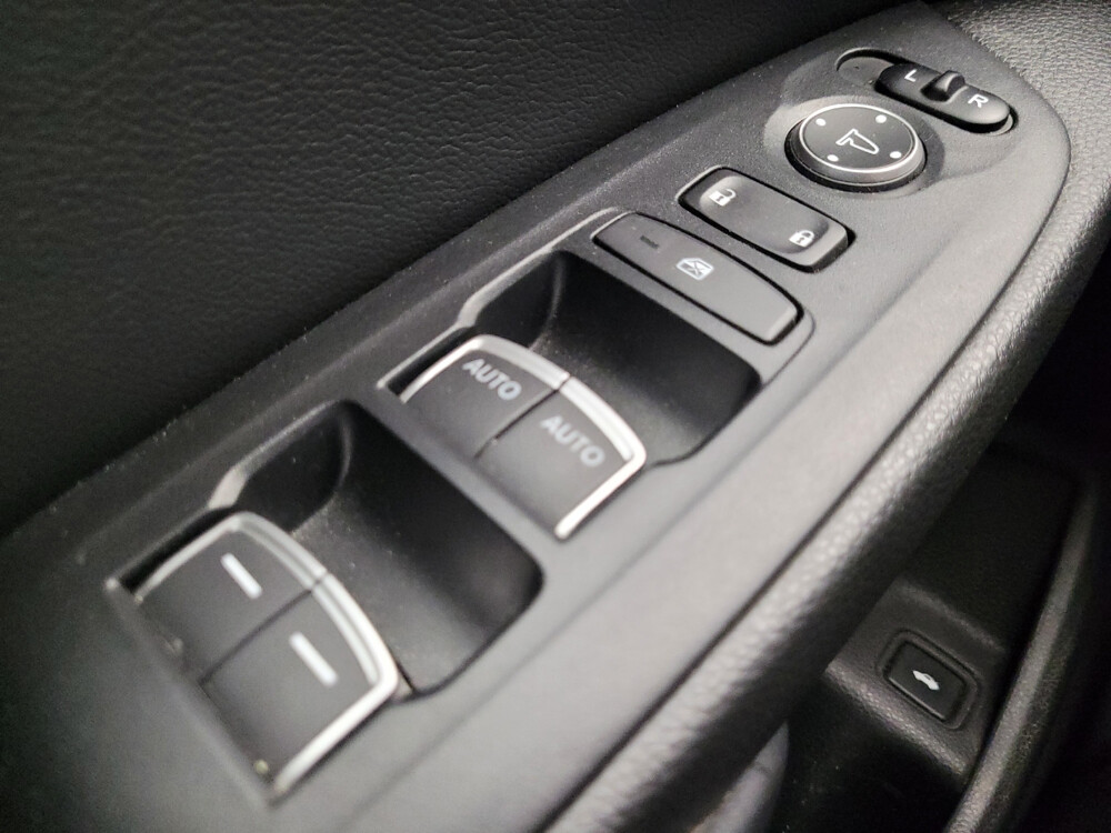 2018 Honda Accord in Eastpointe, MI 48021 - 18036666 27