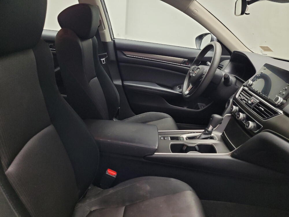 2018 Honda Accord in Eastpointe, MI 48021 - 18036666 21