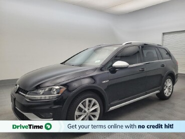 2019 Volkswagen Golf in Phoenix, AZ 85015