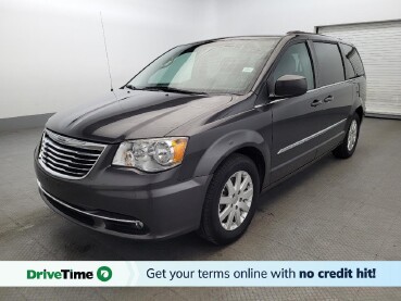 2016 Chrysler Town & Country in Langhorne, PA 19047