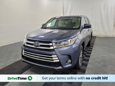 2019 Toyota Highlander in Pittsburgh, PA 15236