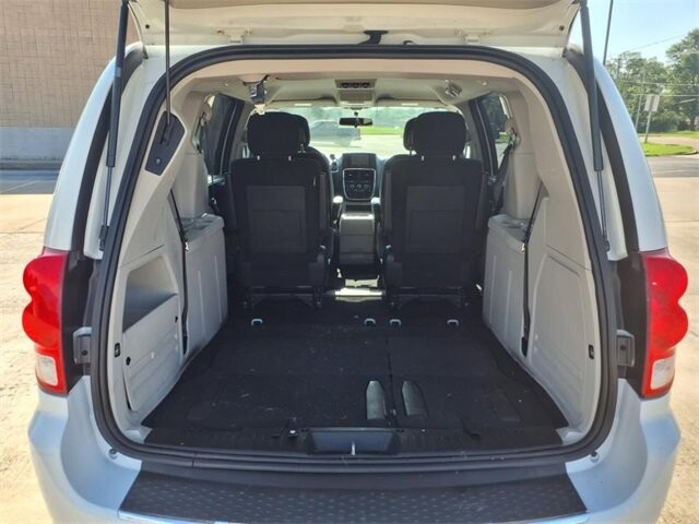 2016 Dodge Grand Caravan in Troy, IL 62294-1376 - 18036932 23