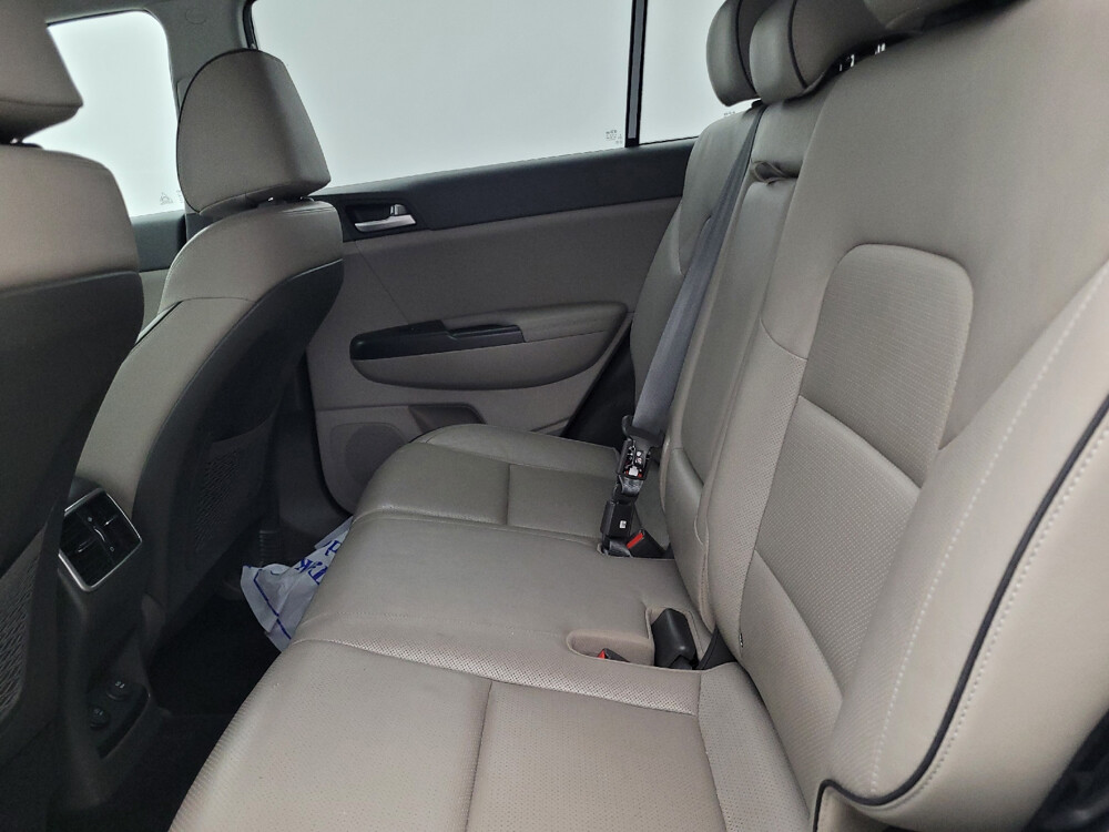 2017 Kia Sportage in Tampa, FL 33619 - 18037017 18