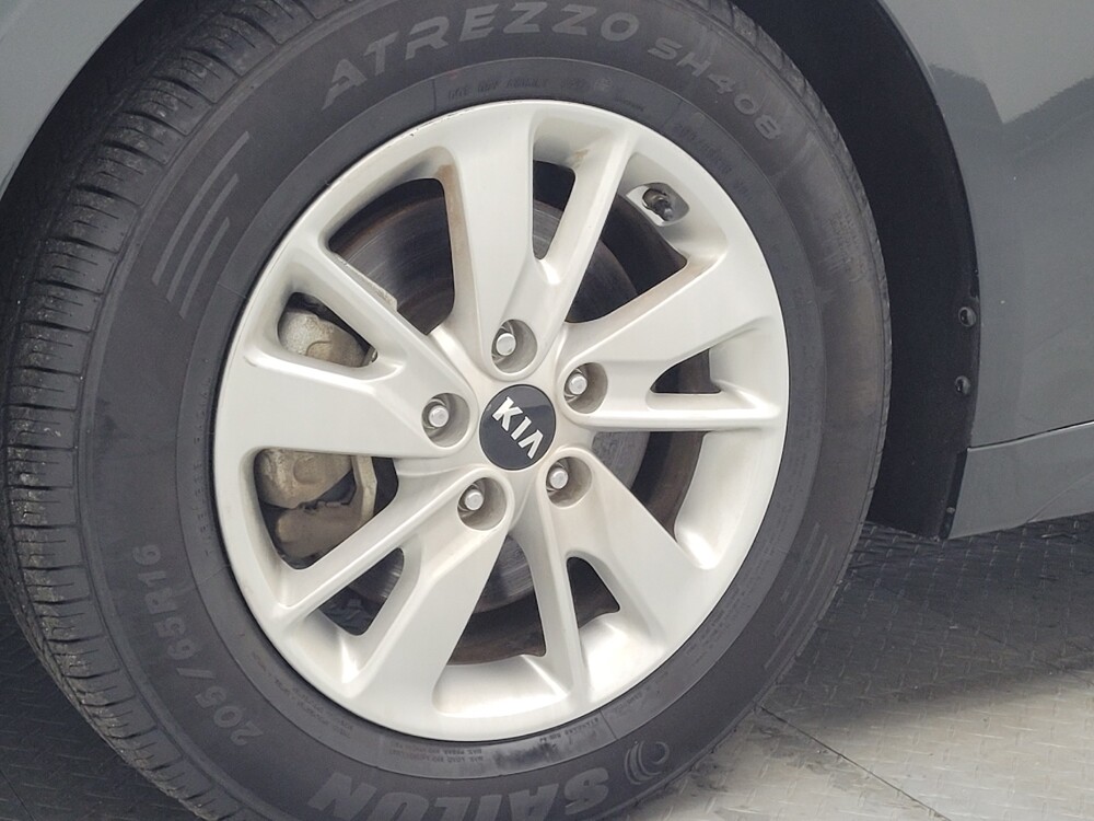 2016 Kia Optima in Memphis, TN 38128 - 18037072 31