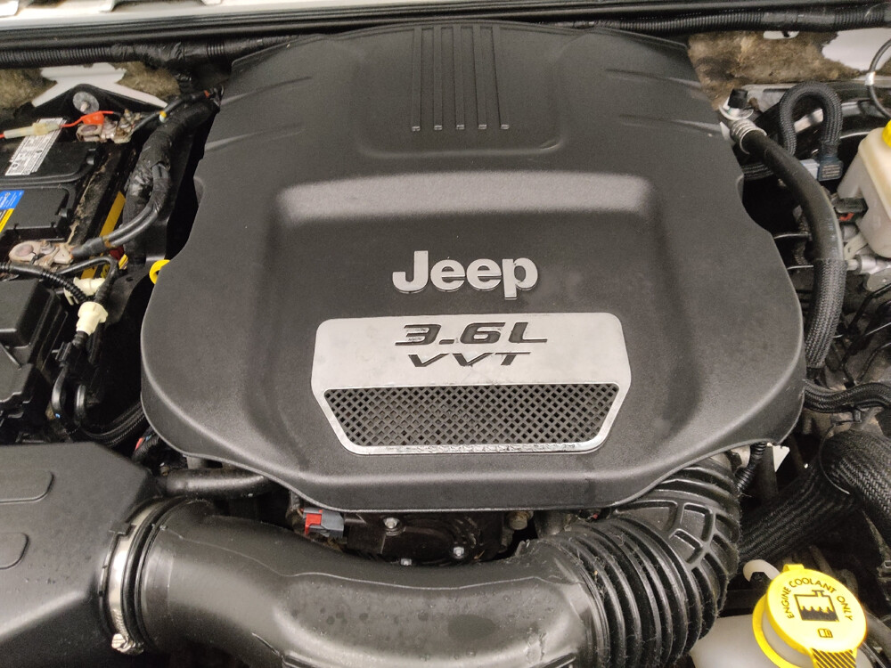 2013 Jeep Wrangler in Midlothian, IL 60445 - 18037268 30