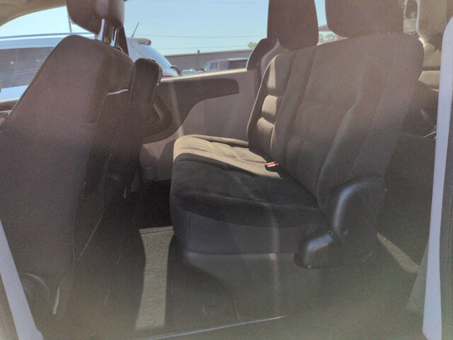 2018 Dodge Grand Caravan in North Little Rock, AR 72117-1620 - 18037368 4