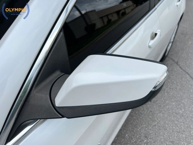 2016 Chevrolet Malibu in Decatur, GA 30032 - 18037372 17