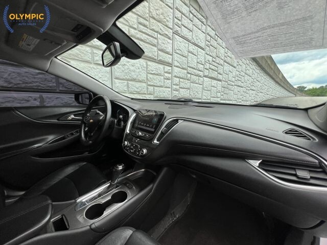 2016 Chevrolet Malibu in Decatur, GA 30032 - 18037372 21