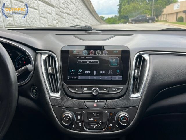 2016 Chevrolet Malibu in Decatur, GA 30032 - 18037372 29