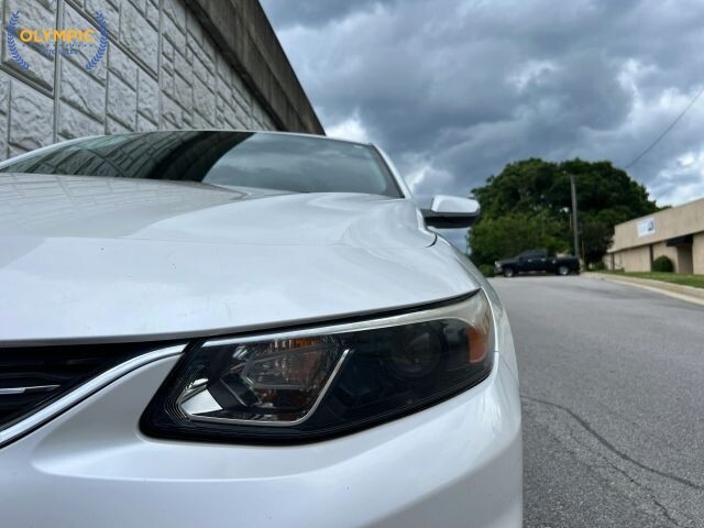 2016 Chevrolet Malibu in Decatur, GA 30032 - 18037372 13
