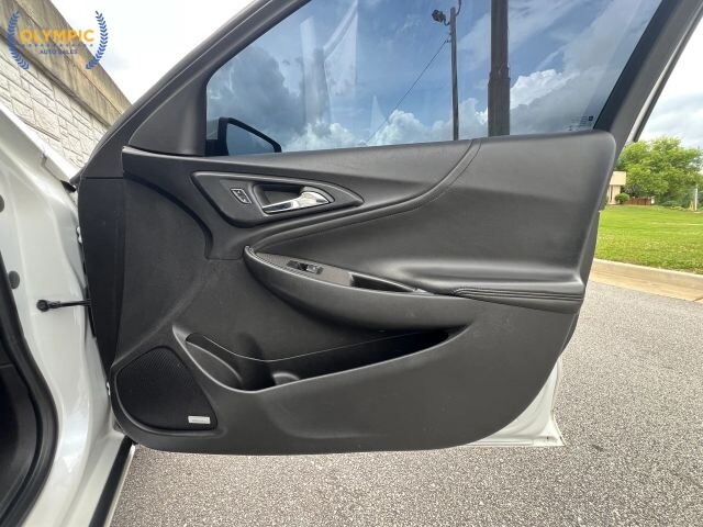2016 Chevrolet Malibu in Decatur, GA 30032 - 18037372 43