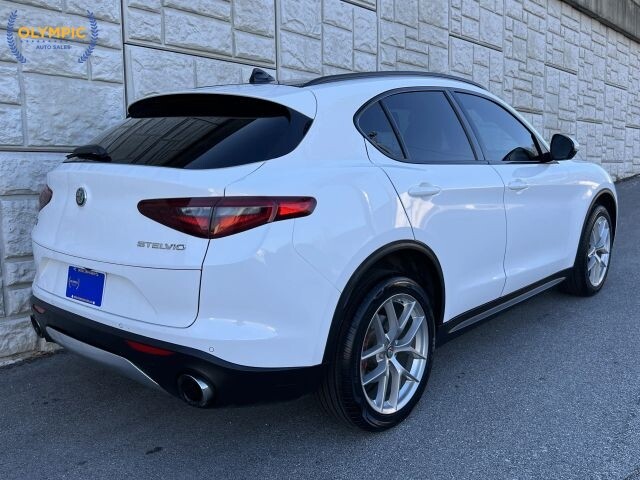2018 Alfa Romeo Stelvio in Decatur, GA 30032 - 18037373 4
