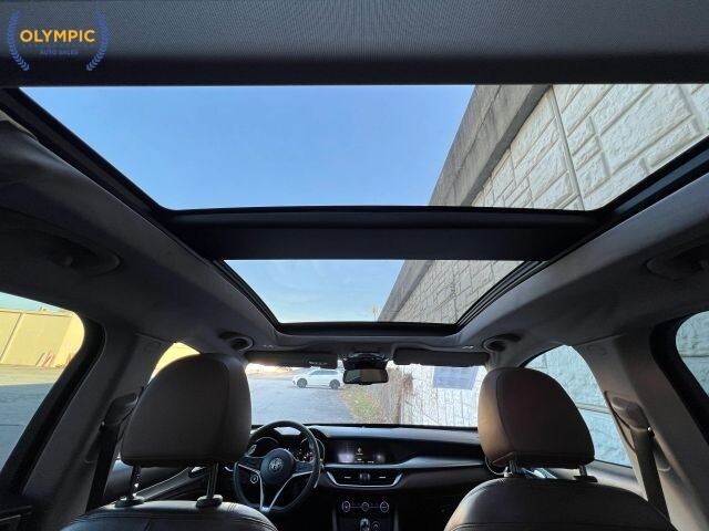 2018 Alfa Romeo Stelvio in Decatur, GA 30032 - 18037373 28