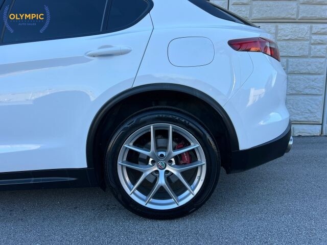 2018 Alfa Romeo Stelvio in Decatur, GA 30032 - 18037373 9