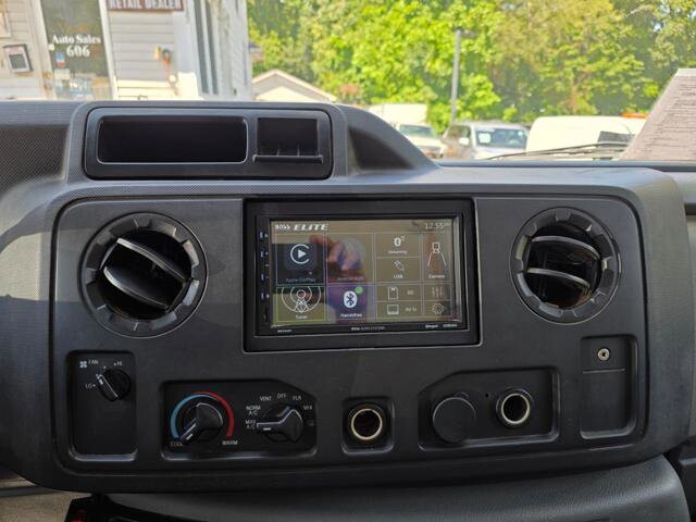 2018 Ford E-350 and Econoline 350 in Blauvelt, NY 10913 - 18037659 20